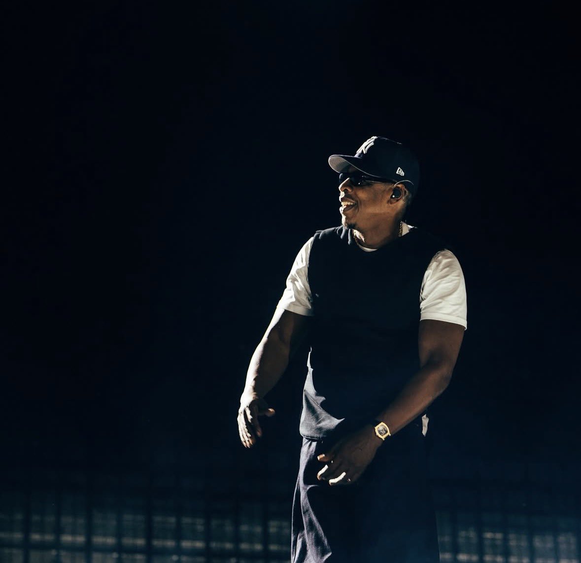 RedMedia_us's tweet photo. Jay-Z has officially wrapped up his two shows at Tottenham Hotspur Stadium in London, bringing his total to 5 sold-out stadium shows so far.

 He remains one of the few rappers in the game capable of selling out stadiums solo. https://t.co/woqDlI9jNC
