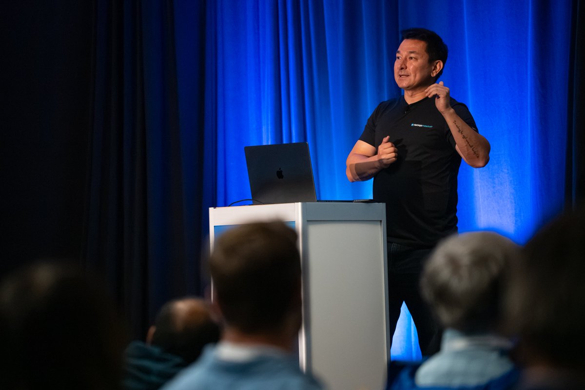 APIWorld tweet picture