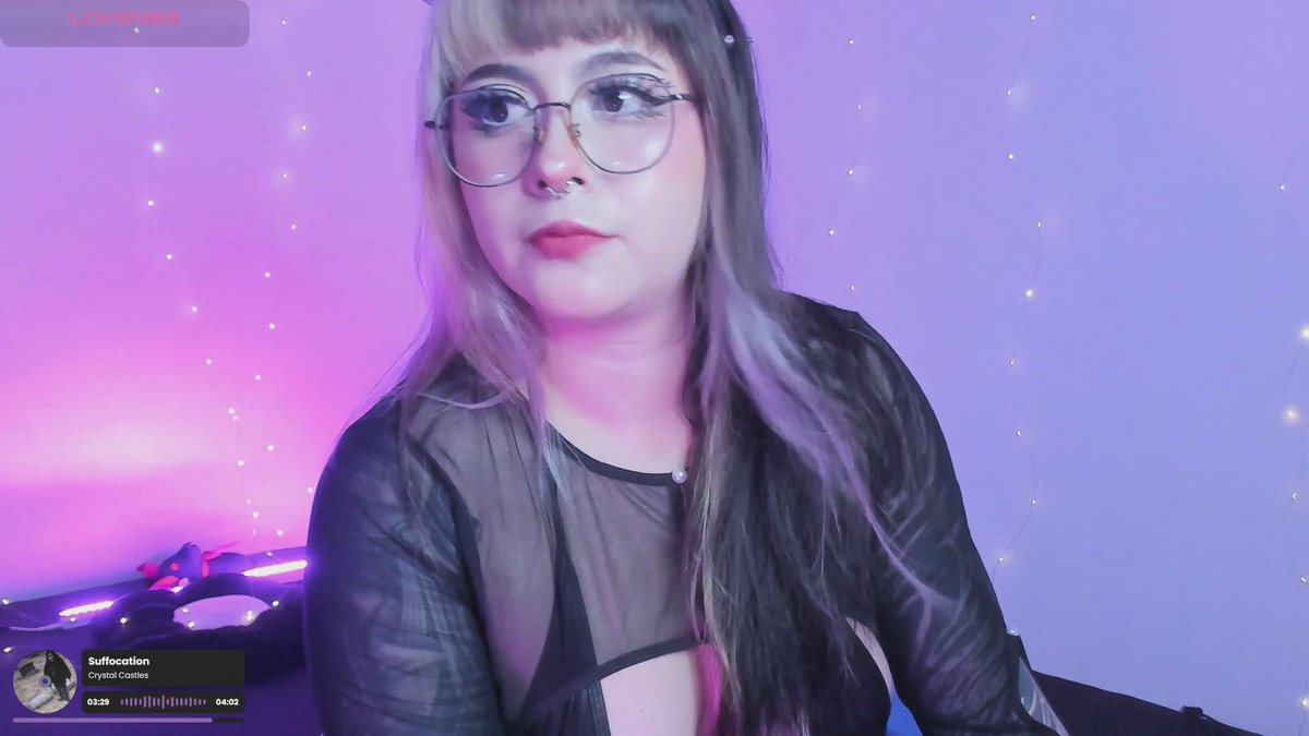s__hallucigenia's tweet photo. I'm online @MyFreeCams! #onmfc https://t.co/tEFxTGoalc 💚 https://t.co/pVuCMwkyoq