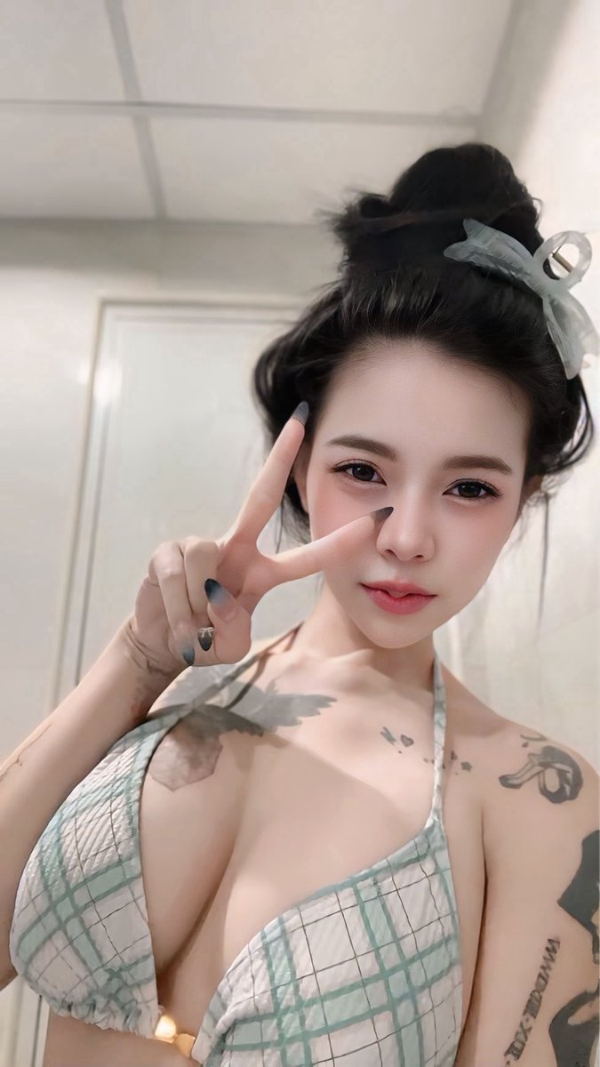 Primrita789's tweet photo. 🩵🪼🌨️💧🌊🦋 https://t.co/axqJV00UIB