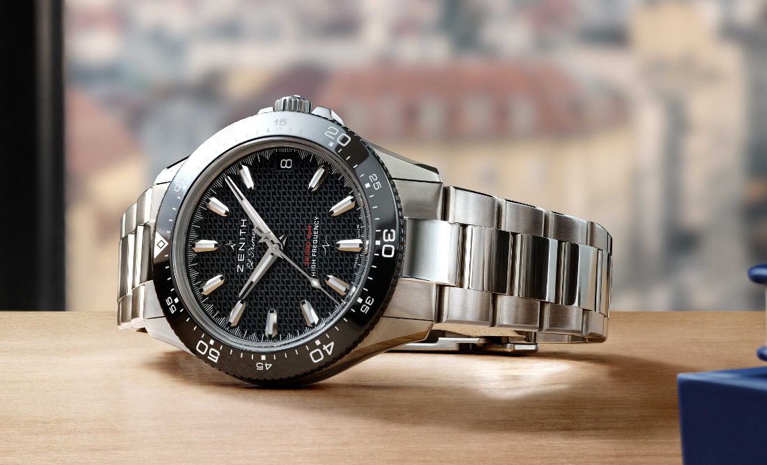 MrStateless's tweet photo. Zenith’s Chronomaster Solo Sport brings the high-frequency El Primero 3620 into a time-only sports watch.
40mm steel case, ceramic bezel, four dial variations and the new Zenclasp clasp.
Discover the details at https://t.co/YUNGFRogKN
#Zenith #ElPrimero #Watchmaking #Watches https://t.co/BRIuvxdSi8