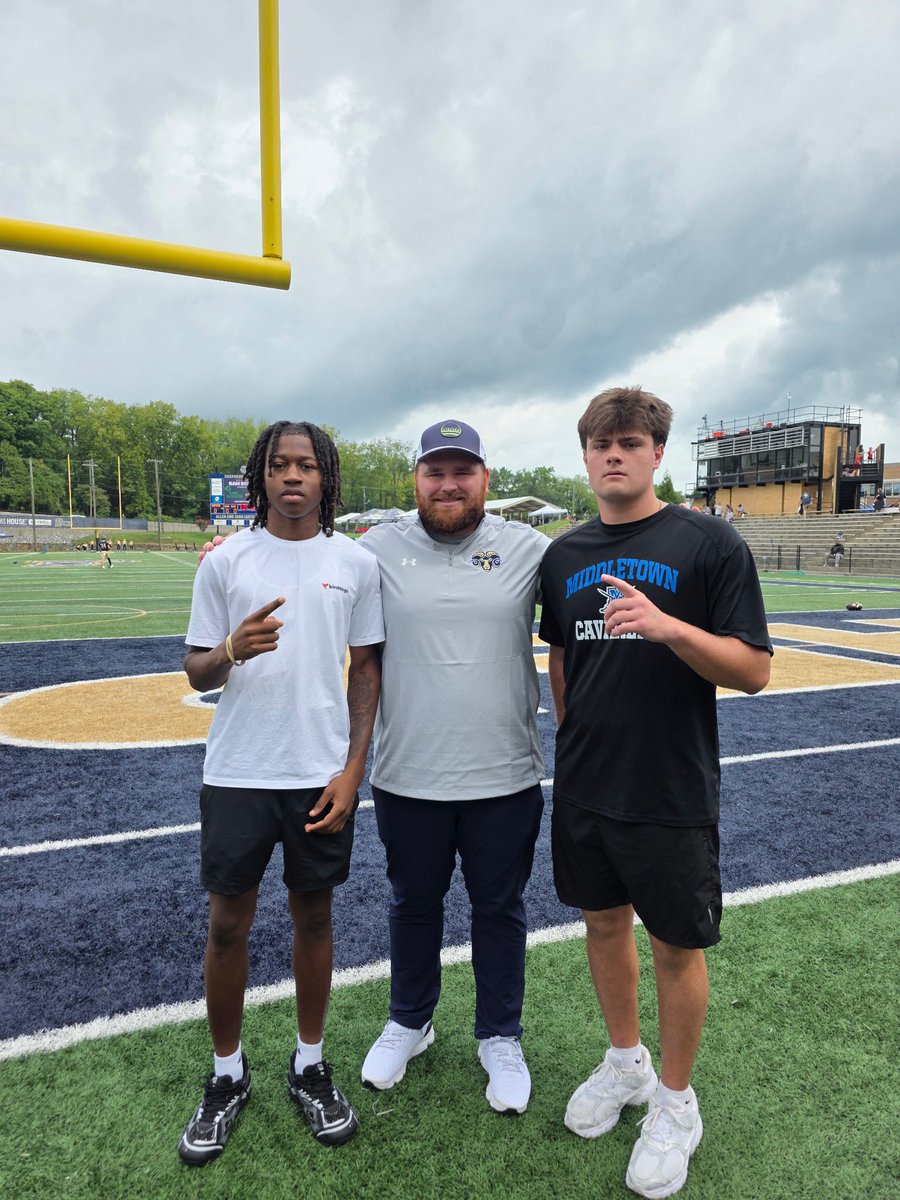 JeremiahSwift24's tweet photo. Had a great time at @SURamsFootball today!! Thank you again to @Tj_Peer for the invite it was amazing being able to catch up and watch an electric win today!! Very blessed and thankful for the opportunity!! #gorams @coachjohnson302 @ZacharyBlum1 https://t.co/Pm5c05urzG