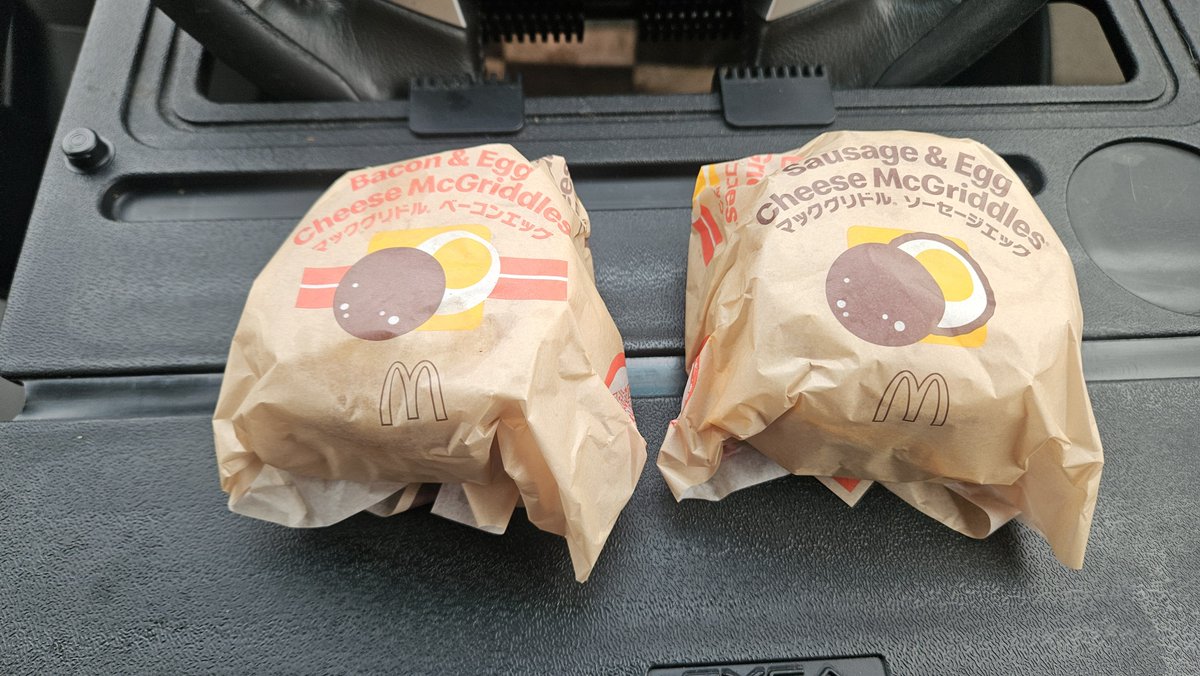 VCagura's tweet photo. (´Д`)～*おはようじゃ～い

＃食事

(´ω`)久々の朝マック…

(´ω`)～*なんか気が向いてマックグリドル買ったゎ♨ https://t.co/c6eWeXXZwf
