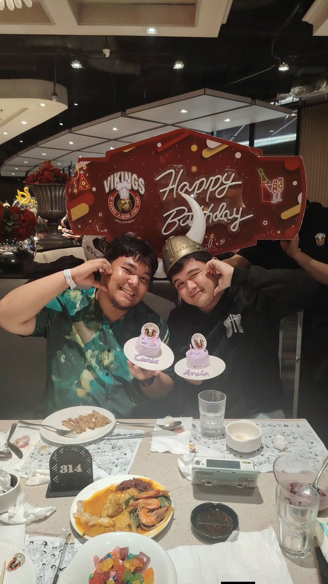 GaquitXin's tweet photo. In the stillness of yesterday,
in the quiet of today,
and through every dawn tomorrow holds,
my heart rests entirely with you @wolframzx 
HAPPIEST BIRTHDAY TO YOU MY DHUM DHUM https://t.co/vLNGHkOMbE