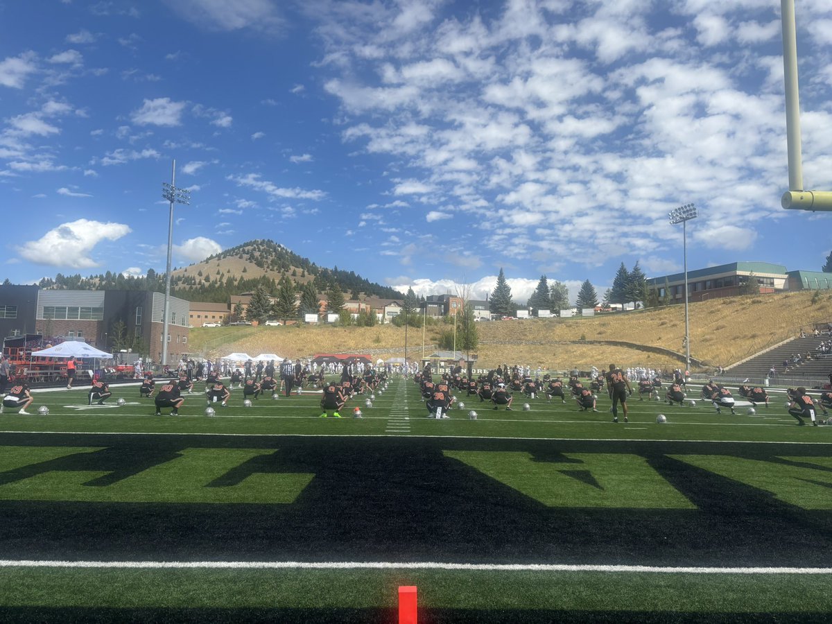 colechambers33's tweet photo. Blessed to have spent the day at @MonTechFootball! Appreciate @CoachKyleSamson @KodyTorgerson the whole coaching staff for having me out and showing me around. #Rolldiggs https://t.co/W74JWvaLO0