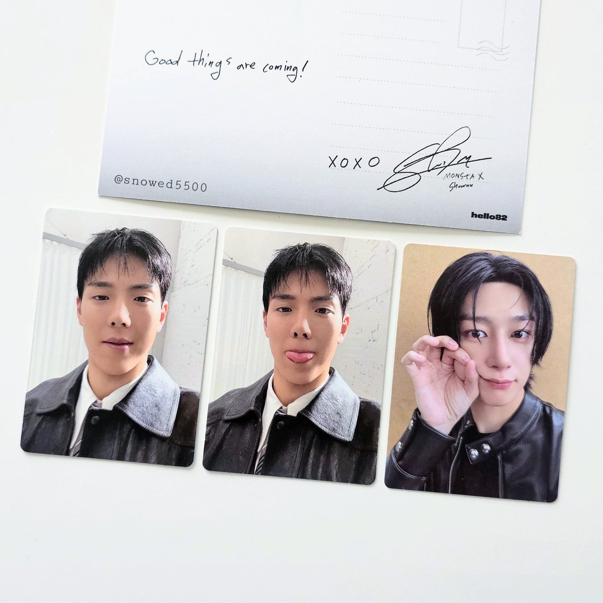 SnowEd5500's tweet photo. DAY 2 of MONSTA X release event at @LightUpKShop Edmonton was definitely my lucky day ๐ SN's postcard and the lip-bite pob came to me right away! Too cute to be true... ๐ฅน
#MONSTAX_Release_Event #hello82 #82giveaway @hello82official @OfficialMONSTAX https://t.co/LiOASH0PWT