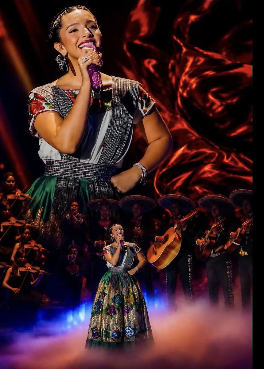 SweeZzgg's tweet photo. 🇲🇽👑✨❤️ 
 #AngelaAguilar  #PJ ✨✨✨✨ https://t.co/BQ9skSh2Vr