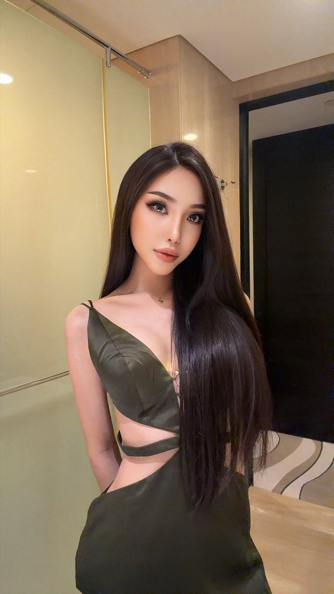 noifci's tweet photo. #jeddah_ladyboy
#ladyboy_jeddah
#ladyboy_both_in_jeddah https://t.co/q5EJcPe5TV