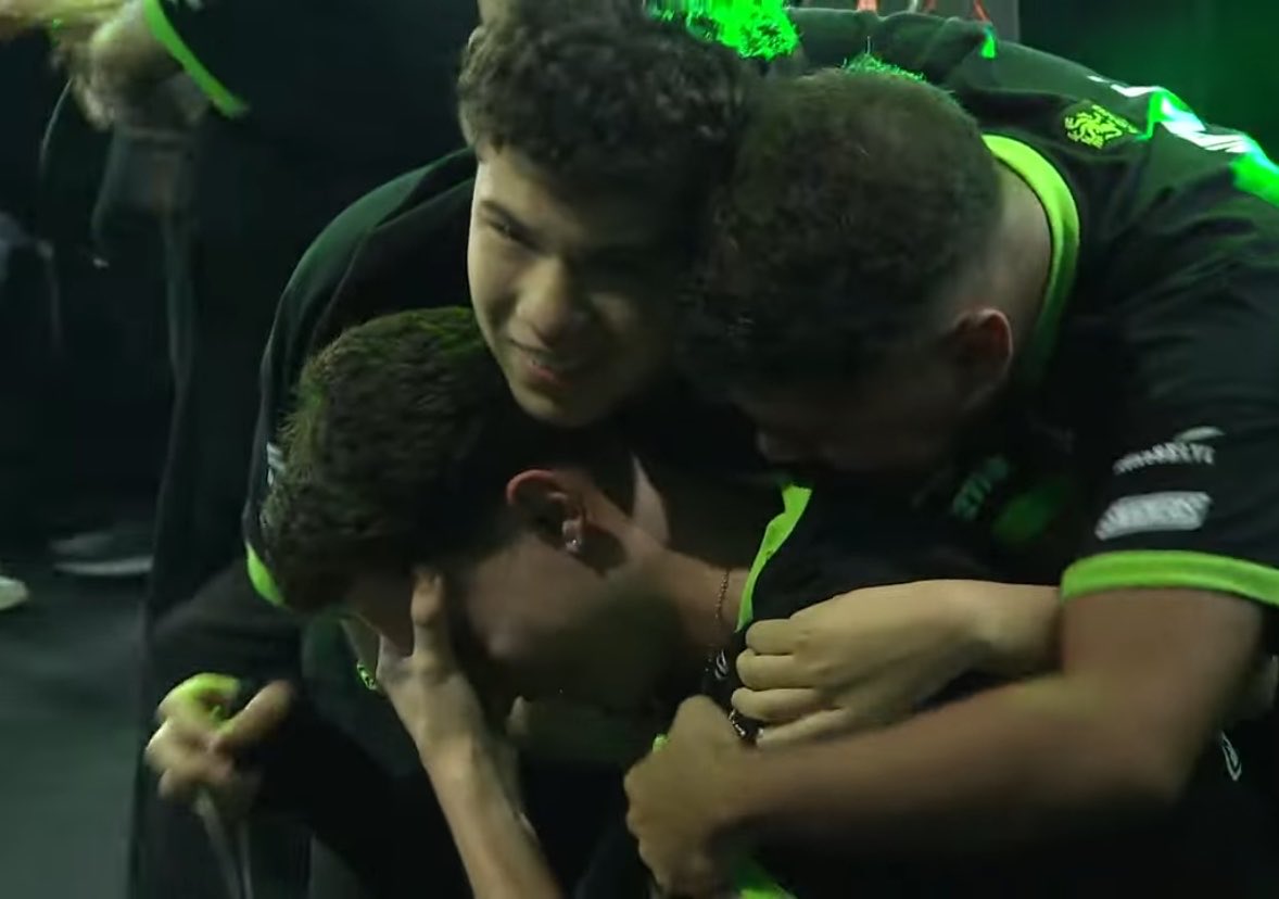 rickezn's tweet photo. Tkzin quando entrou na LOUD:

“Acreditem na gente, a gente pretende ir para esse Champions, a gente está muito focado nesse objetivo”

VOCÊ E TODOS DA EQUIPE SÃO MERECEDORES! https://t.co/mmPbshcU7B