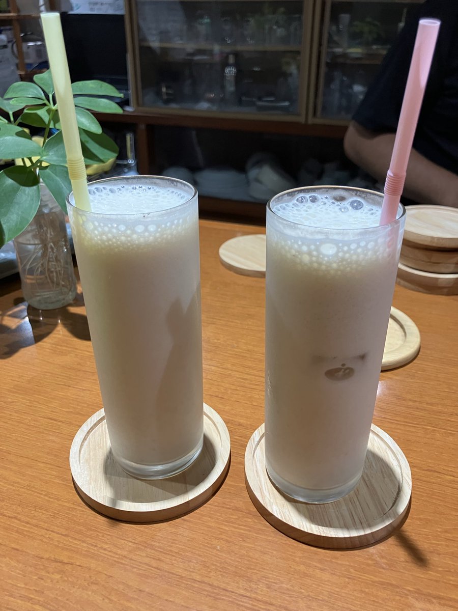 chicchichi8's tweet photo. 昨日は初めてのリアルライブありがとうございます🥺✨来てくださった方、皆さん本当に温かくて本当に楽しい時間を過ごすことが出来ました(⋆ᴗ͈ˬᴗ͈)”お料理も美味しかったです😋 https://t.co/Yqv8cvXGUO