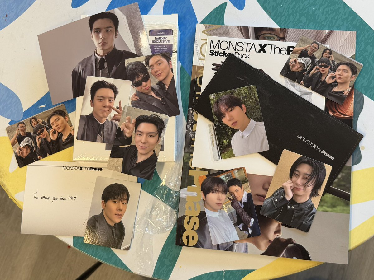ajuuu__nice's tweet photo. I have no self control when it comes to @OfficialMONSTAX but itโs ok when the pulls are this good ๐
@hello82official @hello82SANDIEGO
#MONSTAX_Release_Event #hello82 #82giveaway https://t.co/lZfQS8McS7