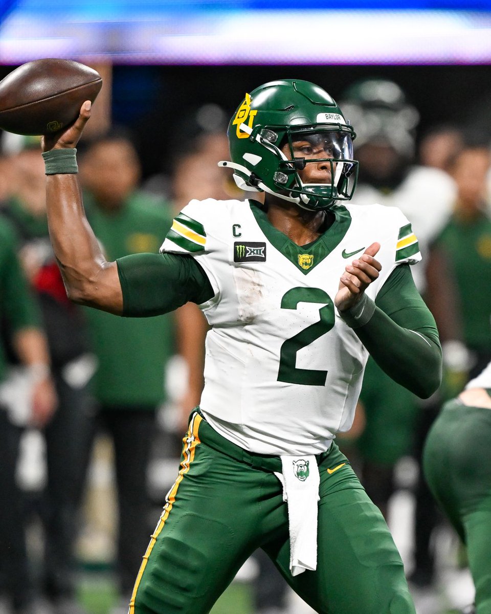BleacherReport's tweet photo. DJ Lagway in his first start for Baylor:

27/54, 333 YDS, 2 TD, 1 INT

Bears lose to Auburn, 16-17 https://t.co/4vvqqS4zNL