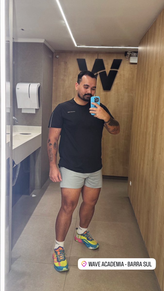 Andersonluuh18's tweet photo. Sábado 🔥 https://t.co/PEs9duhN2U