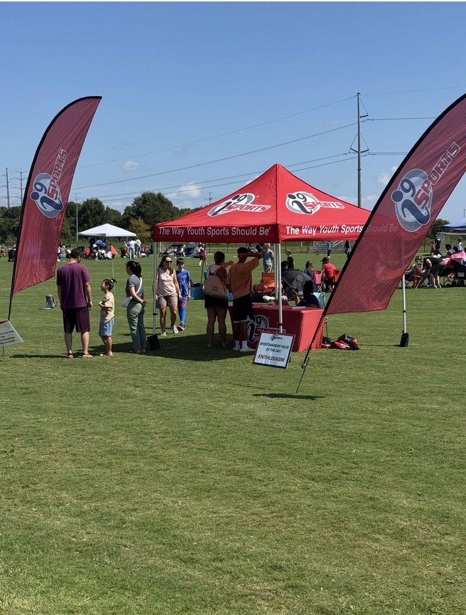 CashJackson0606's tweet photo. Youth Mentorship Through Sports! 🏈⚽️
Today, I had the opportunity to visit three different youth sports programs/locations:
🏈 Sportsplex — supporting our 6U–7U through 13U athletes and the VB Mustangs.
🏈⚽️ Holland Annex — supporting the Griffins of Hampton Roads American https://t.co/qhlKUW1jQG