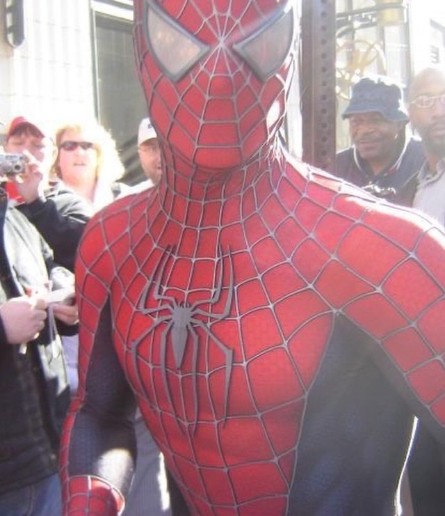 TheVsk_'s tweet photo. Behind the scenes Spider-Man (2002, 2006) https://t.co/65JpSbV4If