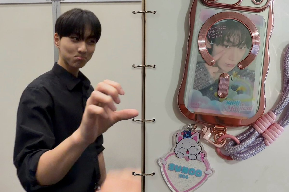 en_momo2817's tweet photo. ♡タッチする前はニコニコだったのに🐈
ごめんって…ソヌペンなのよ🦊🧡

#JUNGWON
＃ごめんね https://t.co/26zv0lBDyq