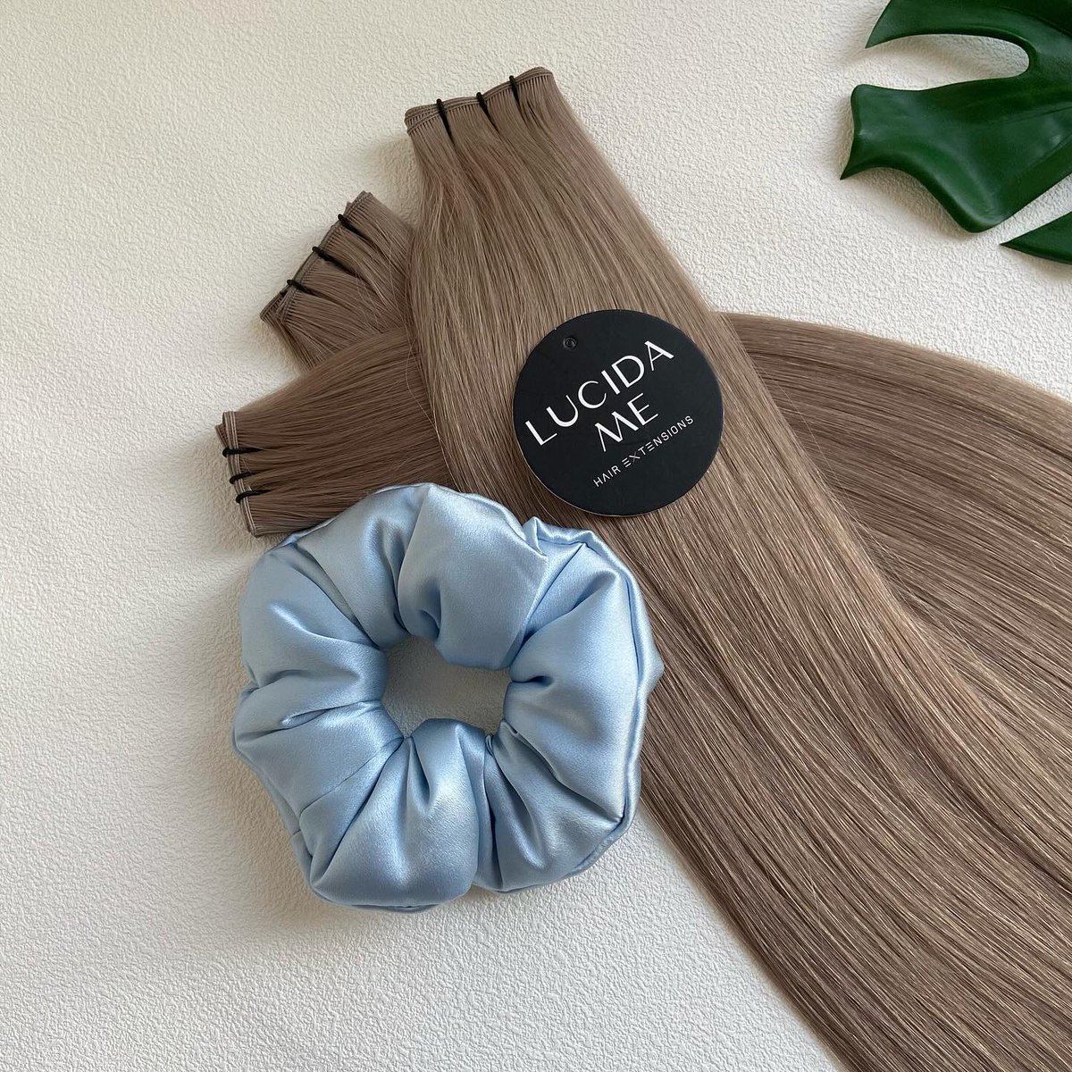 GilmaPlack2l's tweet photo. Lucidame Hair Factory

Our hair is cut from one young, healthy donor, with cuticles aligned in the same direction. Intact, tangle-free, minimal shedding, and lasts 1–2 years with proper care. https://t.co/DDXDE9psdy