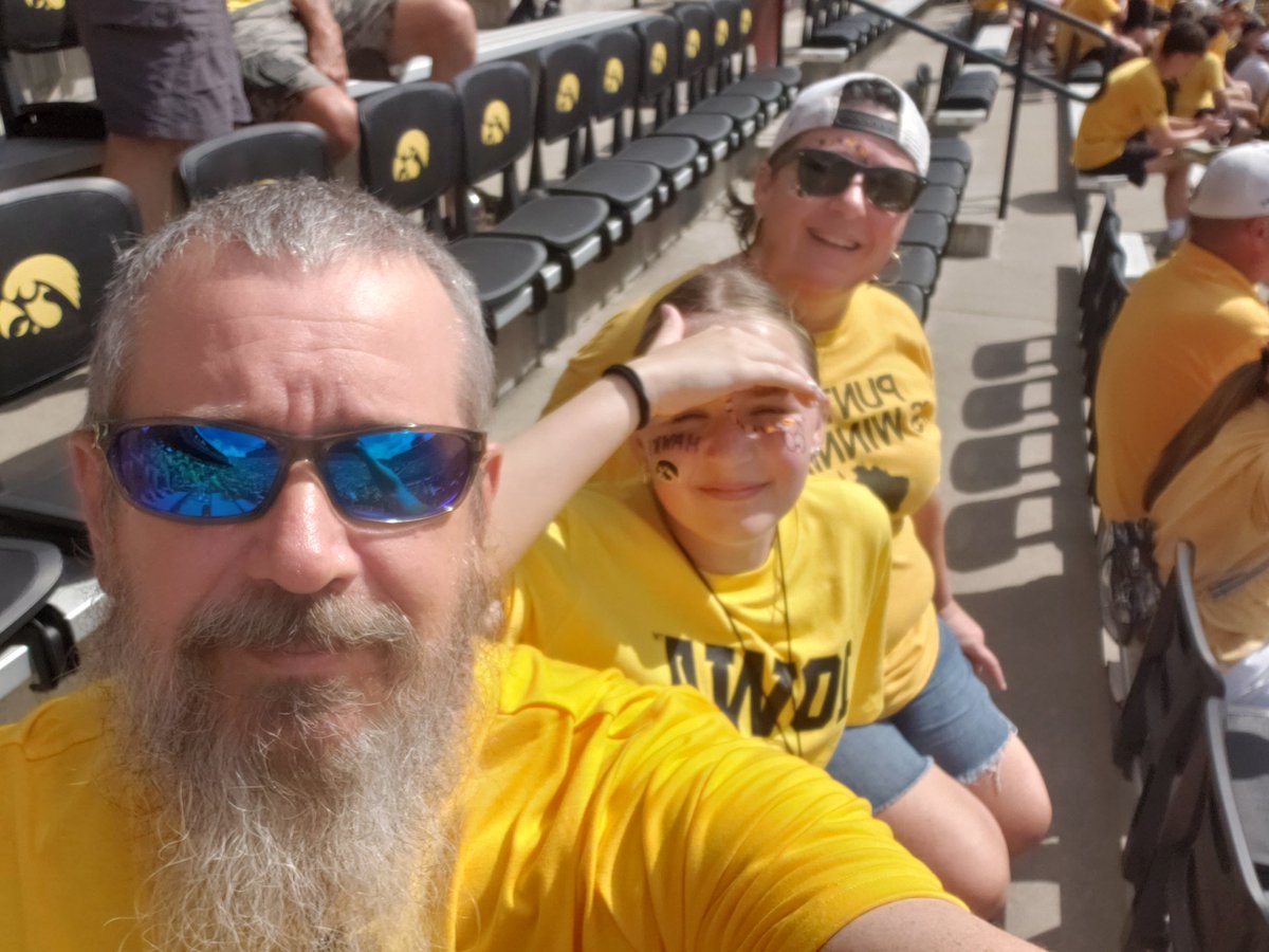 marshall2twr's tweet photo. Hawkeye football today...
It was a scorcher.... https://t.co/f1YN8plEOj