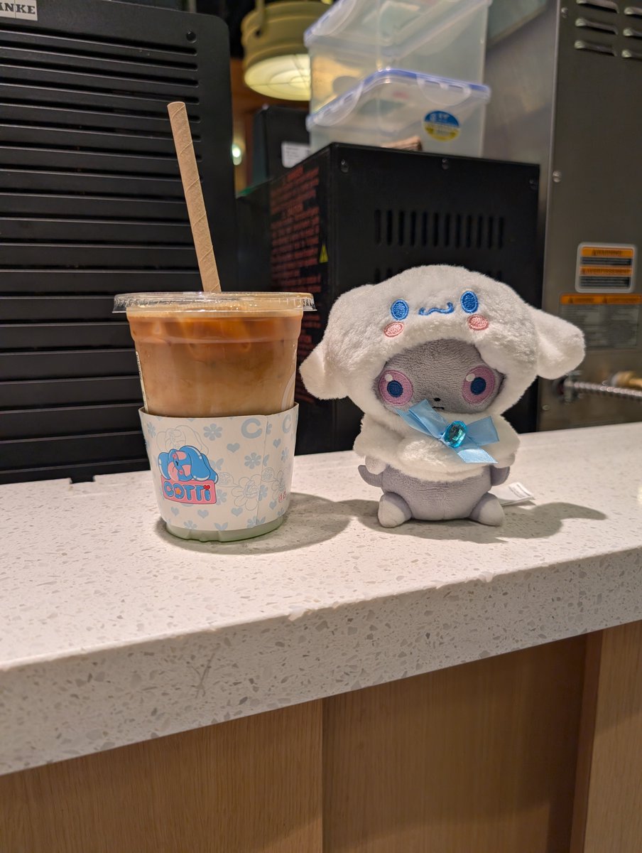 espurr_eats's tweet photo. 🥥☕️🧊 https://t.co/lrvSWZCCvT