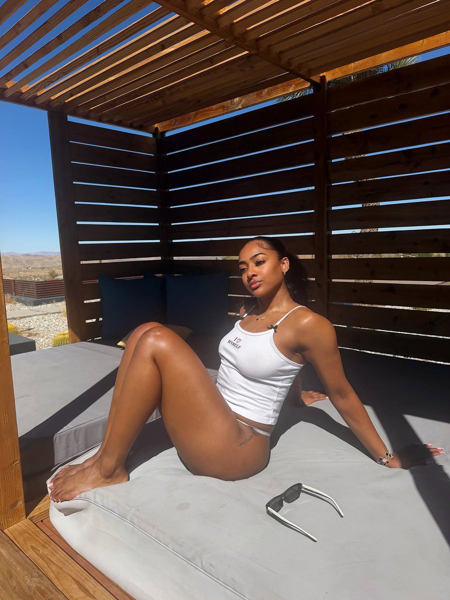 AthleteVanity's tweet photo. Deja Kelly 📸

MVP https://t.co/t9mEEn3F9F