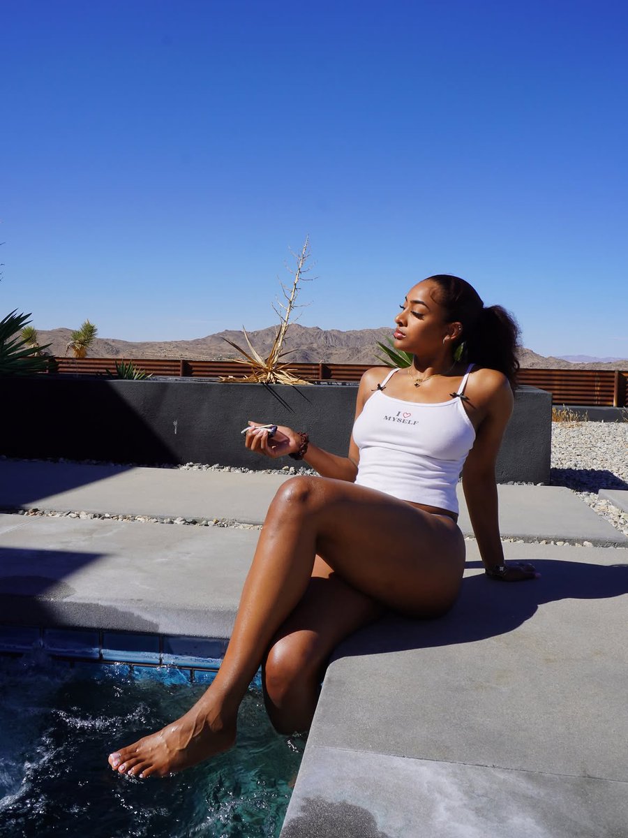 AthleteVanity's tweet photo. Deja Kelly 📸

MVP https://t.co/t9mEEn3F9F