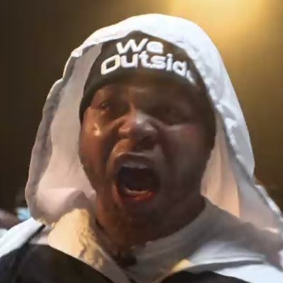 BattleRapBum's tweet photo. DO YOU BELIEVE IN A PARALLEL UNIVERSE? I DO
THE SHIT'S BLEAK
MY HOMIE ONLY WANTED A FEW MORE INCHES… 

AND ENDED UP WIT 6 FEET https://t.co/kEInr9aHH8