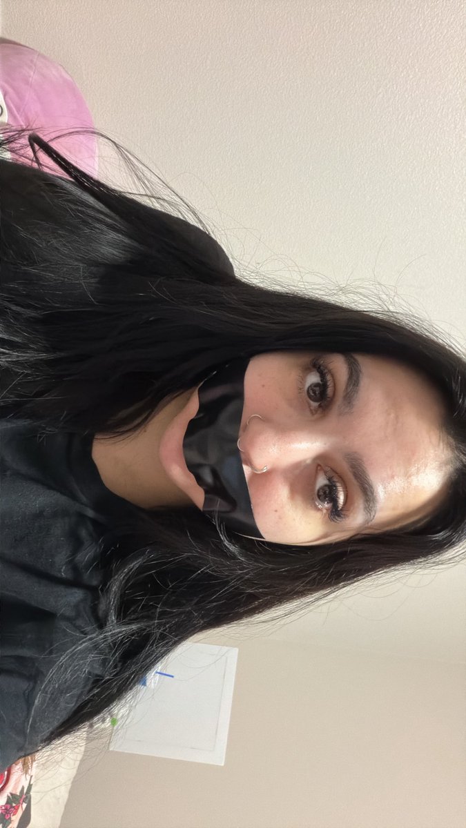 DaisyMae0510's tweet photo. What do we think of the electrical tape https://t.co/ShOBZ4DeCe