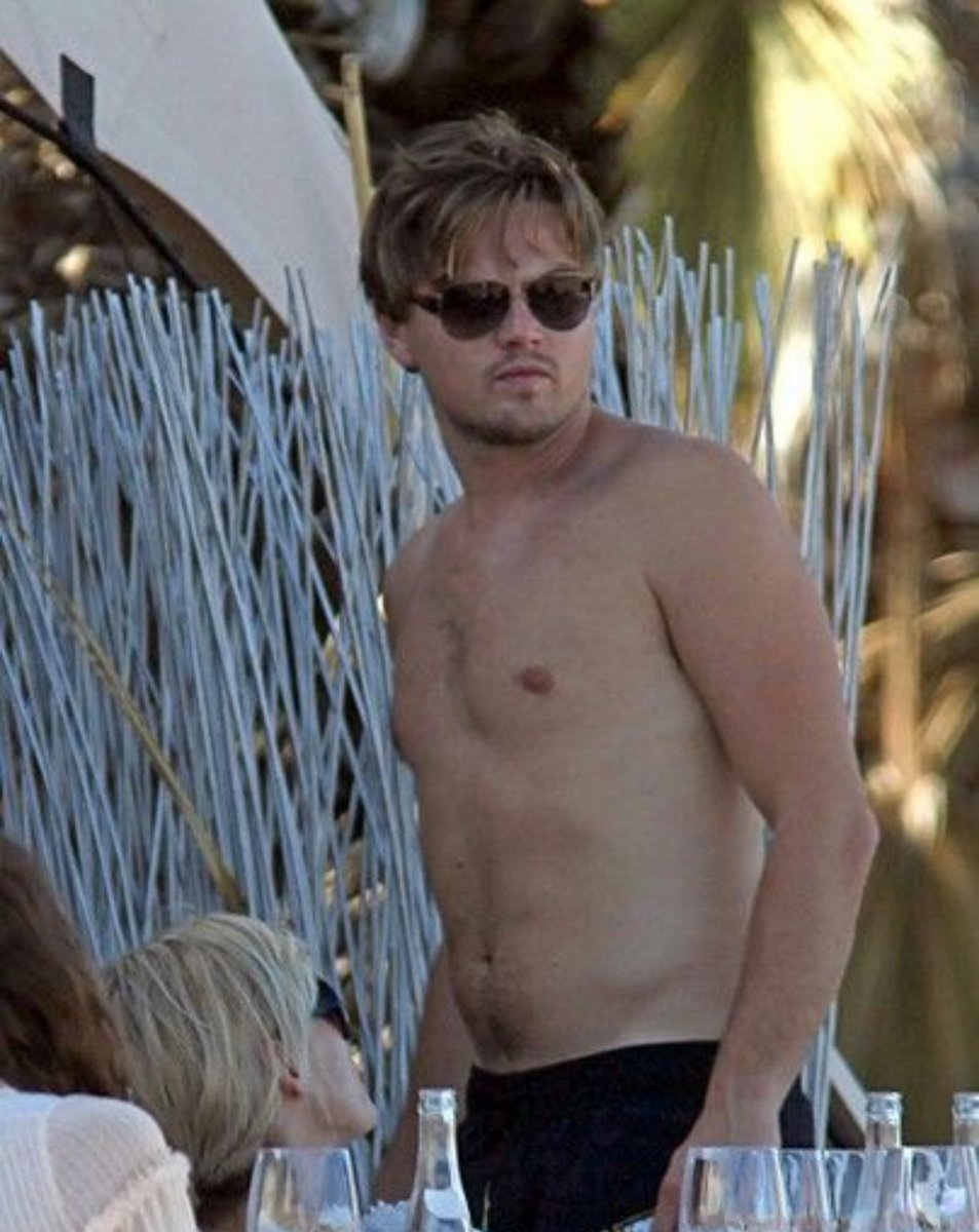 eyesindaddy's tweet photo. Oh Leo https://t.co/ecbTlt1c9P