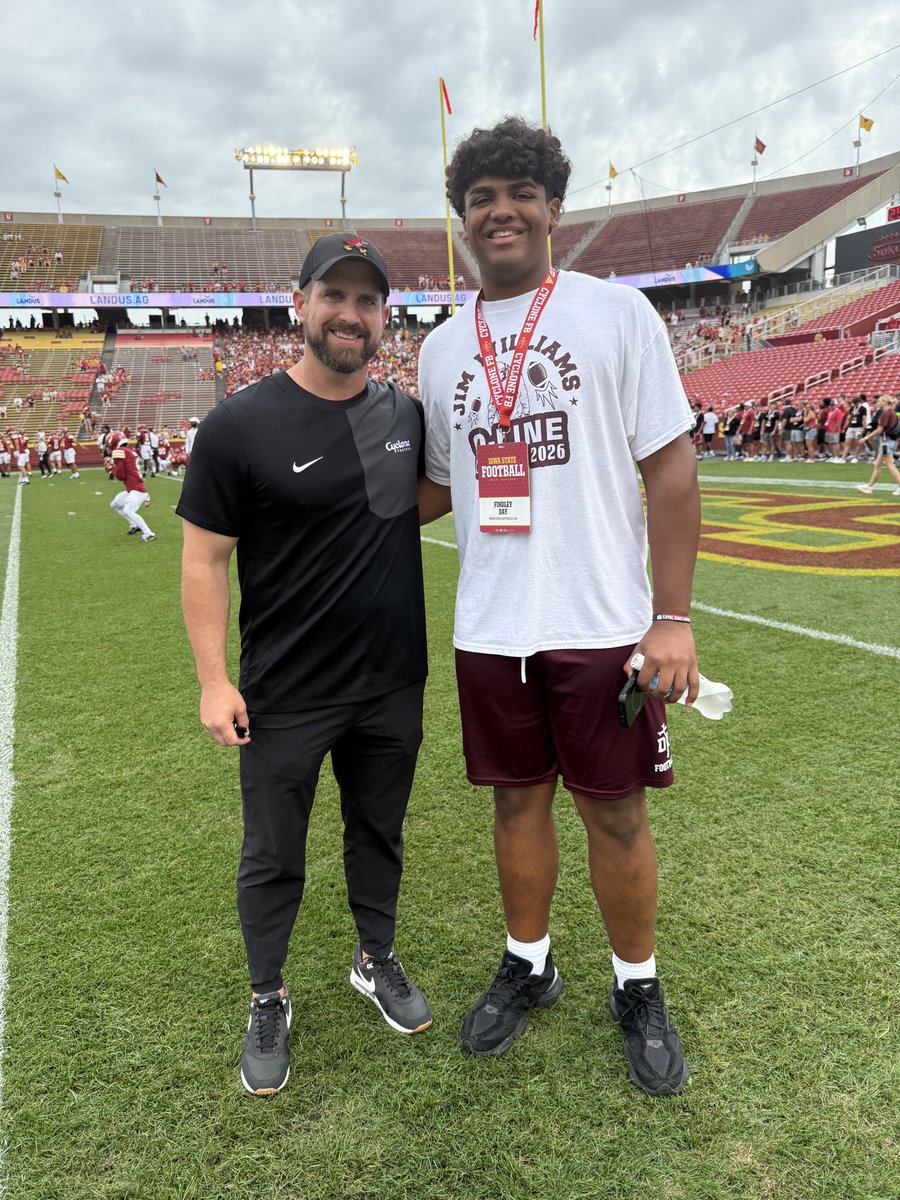 FinnDay09's tweet photo. @ISURogers3 @CycloneFB @andy_lucas98 @CoachCox65 @Coach_Roehl @RickyCiccone @CoachThornton61 @EwaldTaylor @CoachTWils @knightsnclones @mikefontana65 After a great invite at Iowa State university and meeting the coaches I’m grateful and blessed to receive my first division 1 offer https://t.co/vMIlkWt3YB