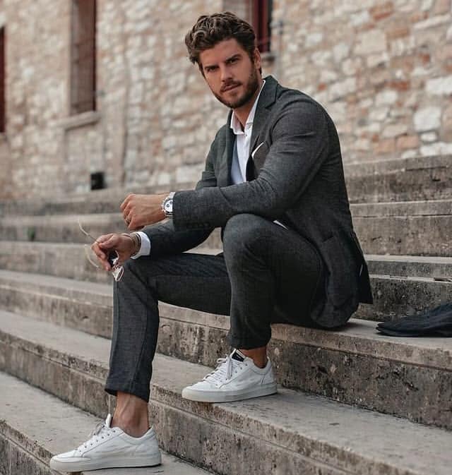 aleclavijohc's tweet photo. No basta con querer.
Pregúntate qué estás dispuesto a hacer para alcanzar aquello que te propusiste.
Porque un gran propósito también se viste de determinación.
#menculture #estilomasculino #felizsabado https://t.co/Jx1rVi2irW