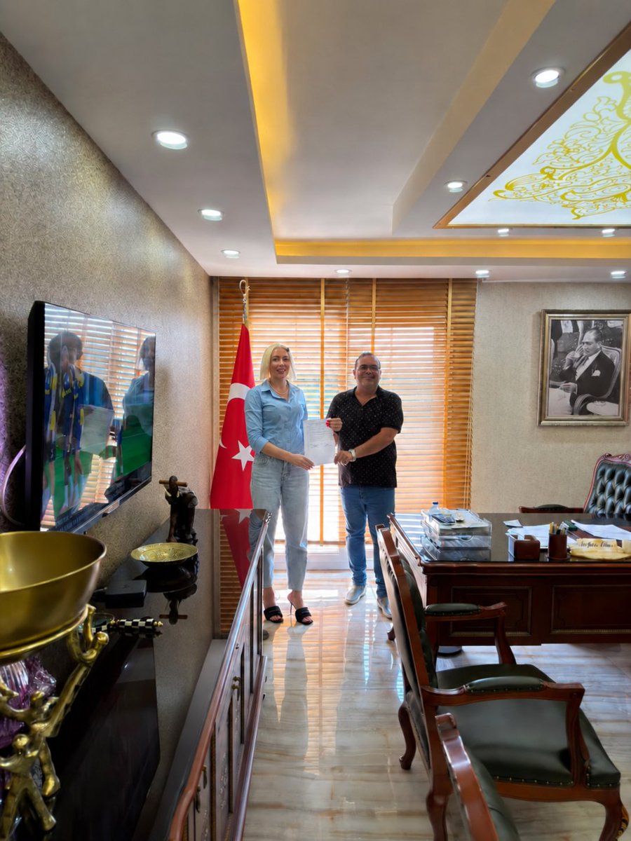 serifaltindal's tweet photo. Ofis Royal ile sağlık alanındaki iş birliğimizi sözleşmeyle hayata geçirdik.

Tüm taraflar için hayırlı olmasını diliyor, Ofis Royal ekibine teşekkür ediyorum.

#OfisRoyal #Sağlık #İşBirliği https://t.co/eVT8Nxx7Kc