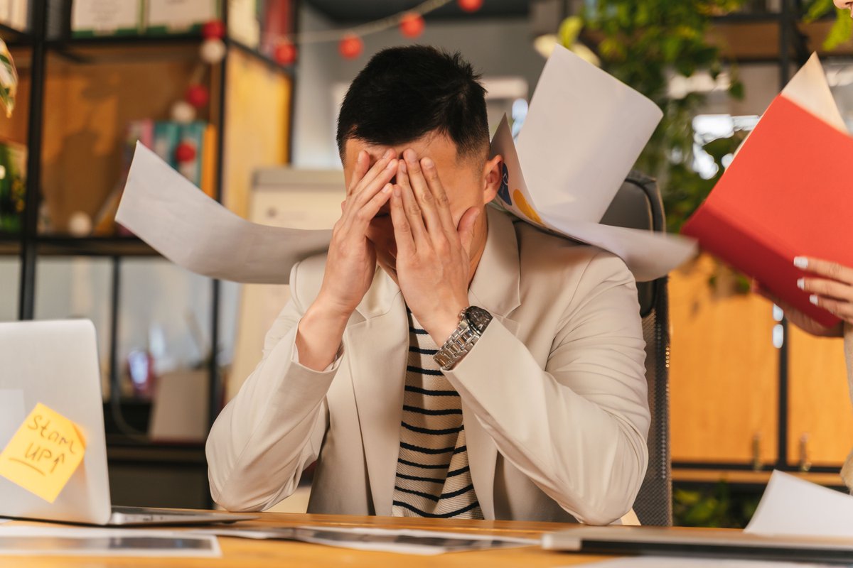terrywhalin's tweet photo. As a writer, it’s easy to feel overwhelmed or behind. This prolific author and editor Terry Whalin (@terrywhalin) admits to these feelings then encourages a number of simple actions in this article.  https://t.co/bRIZkAK0QS #writinglife #pubtip https://t.co/jIDqg3JboC