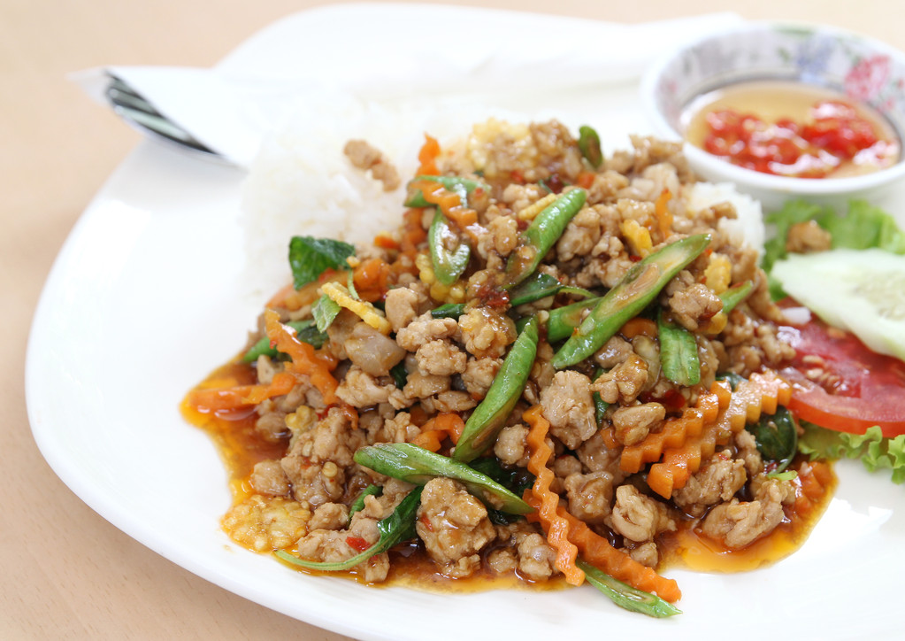 graphx_services's tweet photo. Craving bold flavors  Dive into our new Thai basil chicken bowl – zesty, fragrant, and packed with fresh veggies. Your taste buds will thank you! https://t.co/CRnyB1ONL0