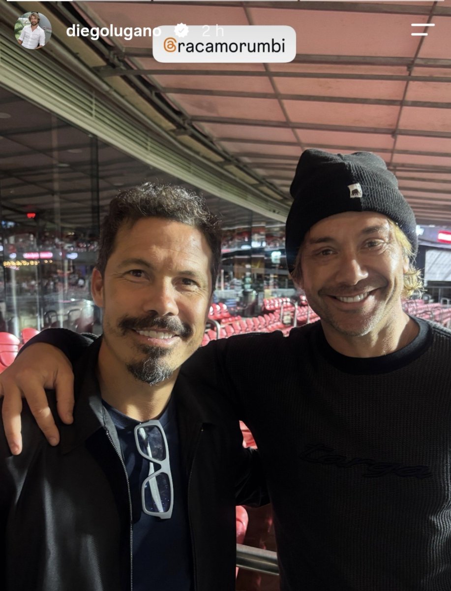 somosaopaulinos's tweet photo. Hernanes e Lugano no Morumbis hoje https://t.co/HVUJIz7sOm