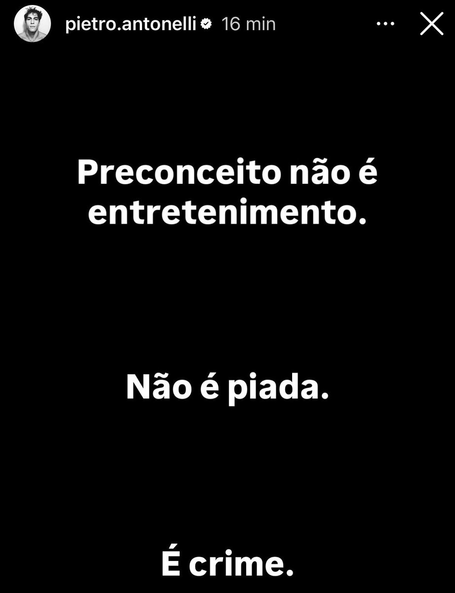 QGdoPOP's tweet photo. Pietro Antonelli, parceiro de cena de João Victor na novela ‘Quem Ama Cuida’, presta apoio ao colega:

“Preconceito não é entretenimento, não é piada, é crime!”. https://t.co/yZ4oRYWxlg