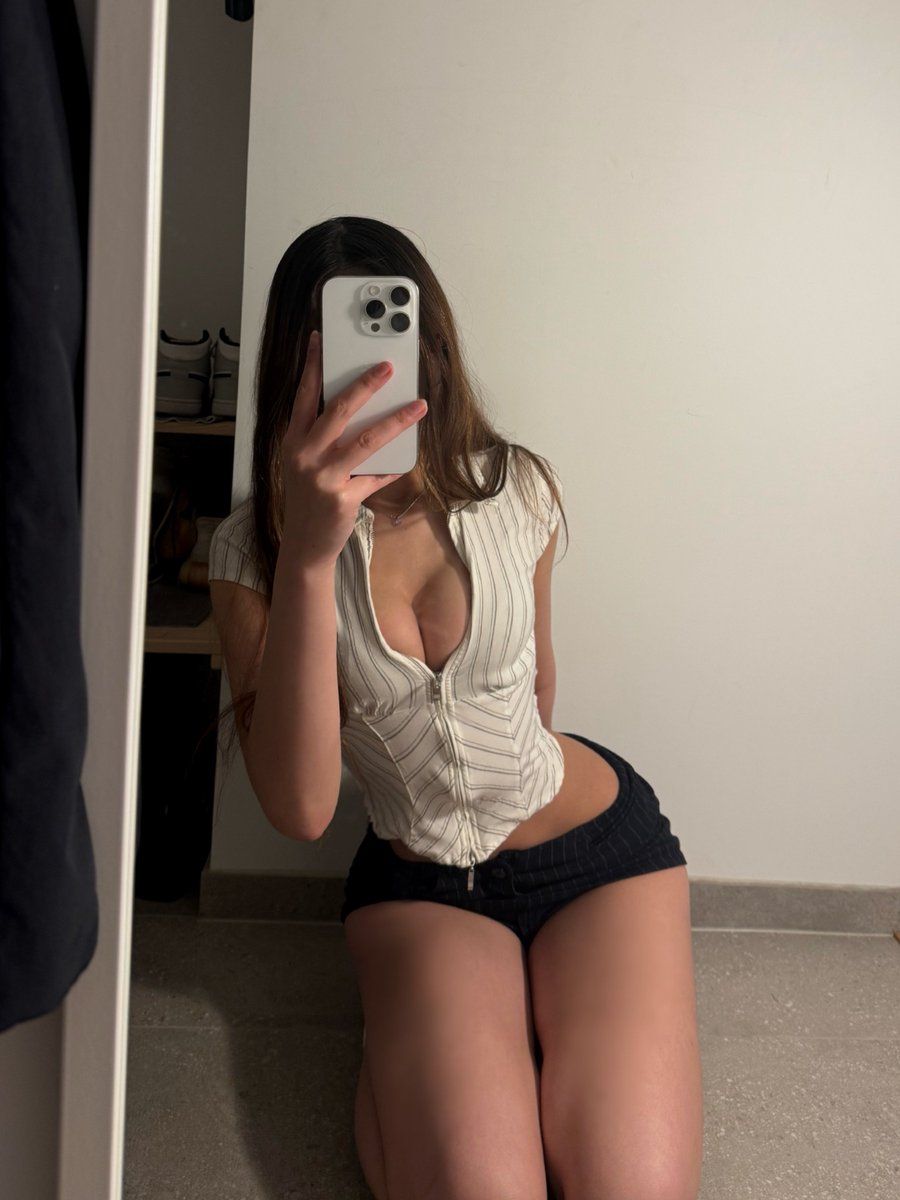 princsslilly tweet picture
