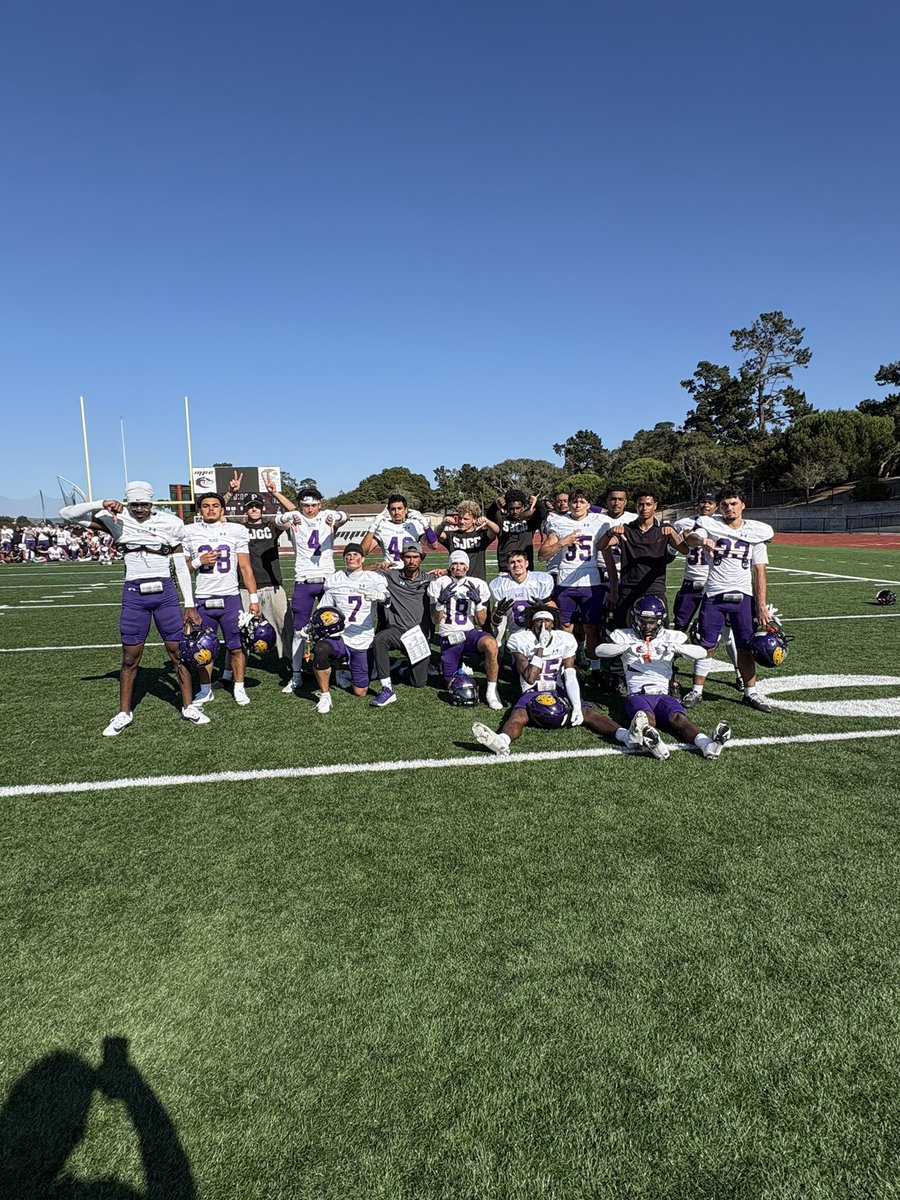 coachTjones2's tweet photo. 1 will get you 2‼️ D.I.R.T https://t.co/61GDiNSvq3