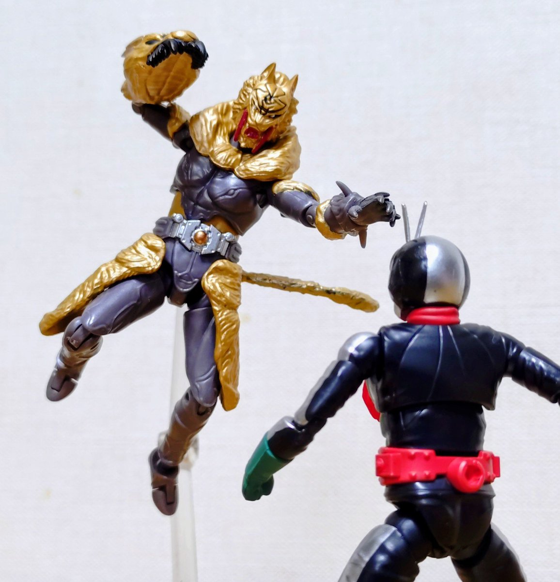 Yosolow13's tweet photo. 迫り来る牙！
スミロドンドーパント
#掌動
#仮面ライダー生誕55周年 https://t.co/GA4OC68KbF