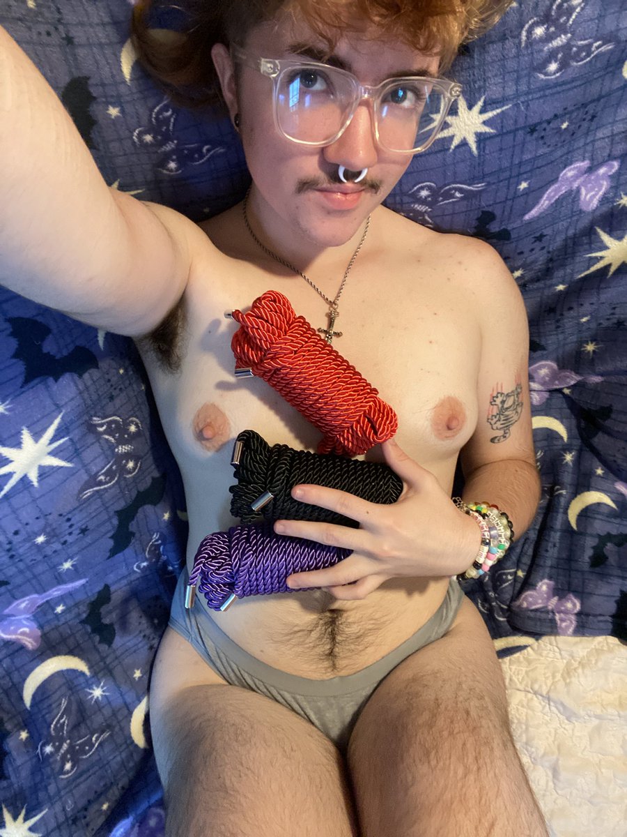 fzggzt's tweet photo. whats in the bag? new rope! 🤩
#nsfw #nsfwtwt #trans #nonbinary #queer #alt #tattoos #piercings #ginger #redhead #hairy #shibari #rope #ropeplay #ropebunny #ropeslut #selftying #futomomo #chestharness #goodboy #gooner #goonfuel #OnlyFans #onlyfanspromo #OFcreator #fanslycreator https://t.co/5ar8Elw7nX