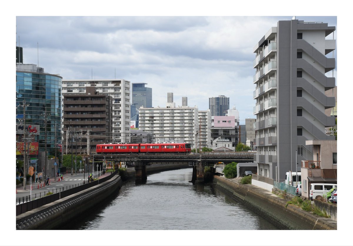 H4Rnw's tweet photo. 〜初投稿〜
TikTok Instagramで活動してます
どーも名鐵です
主に東海地方で活動してます
よろしくお願いします！
#撮り鉄 https://t.co/XBefQX9Nsw