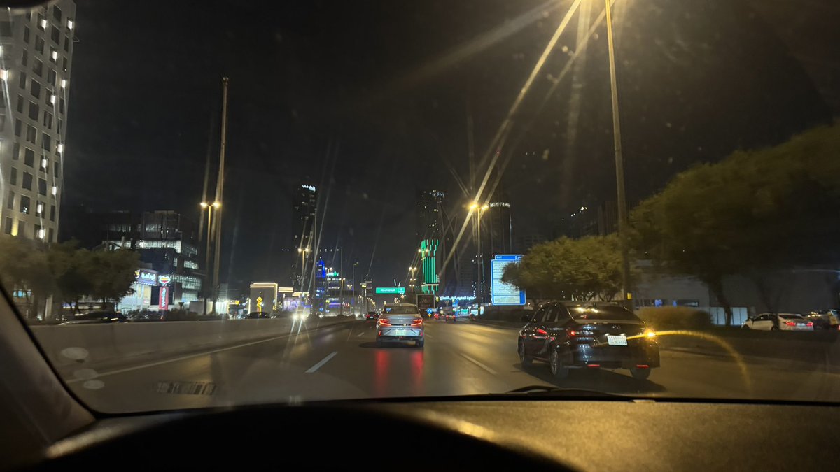 Weisps1's tweet photo. تقهويت وتعشيت ورجعت عشان اغسل عبايتي للدوام. الحمدلله مرتاحة البال https://t.co/Mu5ALqDbE5