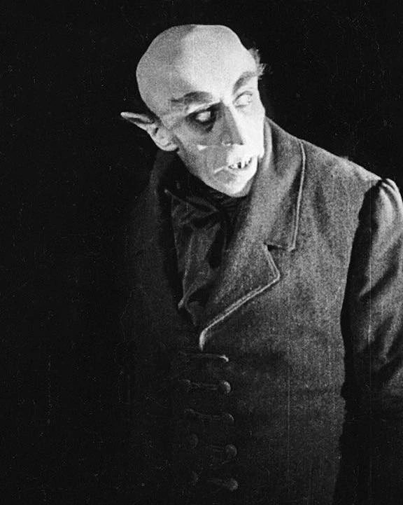 16mmInferno's tweet photo. Max Schreck, the legendary actor who incarnated Graf Orlok in the absolute classic "Nosferatu" (1922), was born precisely 147 years ago, on this day (September 6, 1879).
#Horror #Nosferatu #GrafOrlok #SilentFilm #MaxSchreck #GermanExpressionism #16mmInferno https://t.co/Lld0Q3J0x2