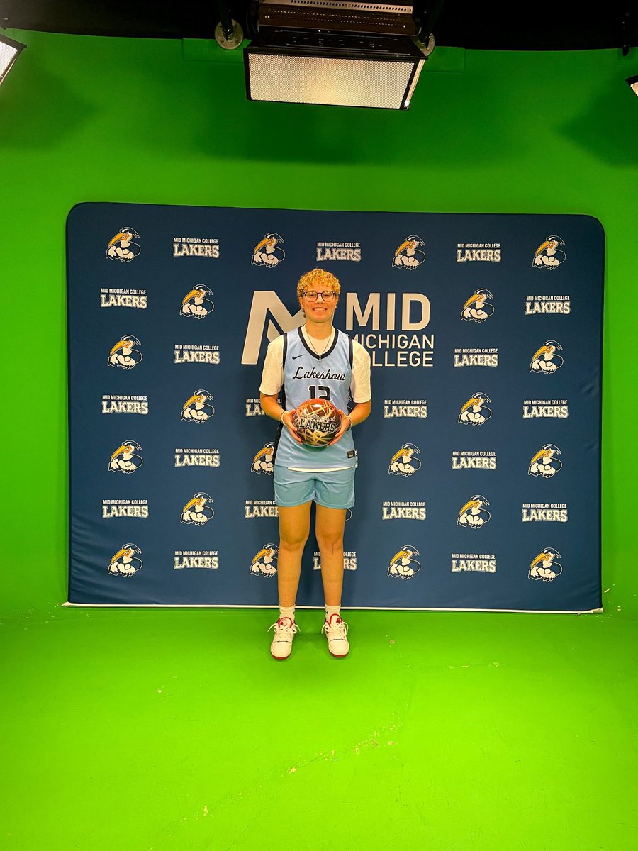 S_Davidson2027's tweet photo. Thank you Coach Tanner, Coach Austin, Coach Todd, and the entire @MidMichWbb staff for giving me the opportunity to continue my academic and athletic career at Mid Michigan College! I had a really great time on the visit and had a fun time taking some pictures in the uniform! 😀✝️