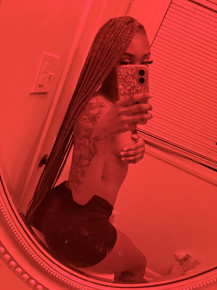trickonbando's tweet photo. over &amp; under🌝 https://t.co/BhQMkvi3i8