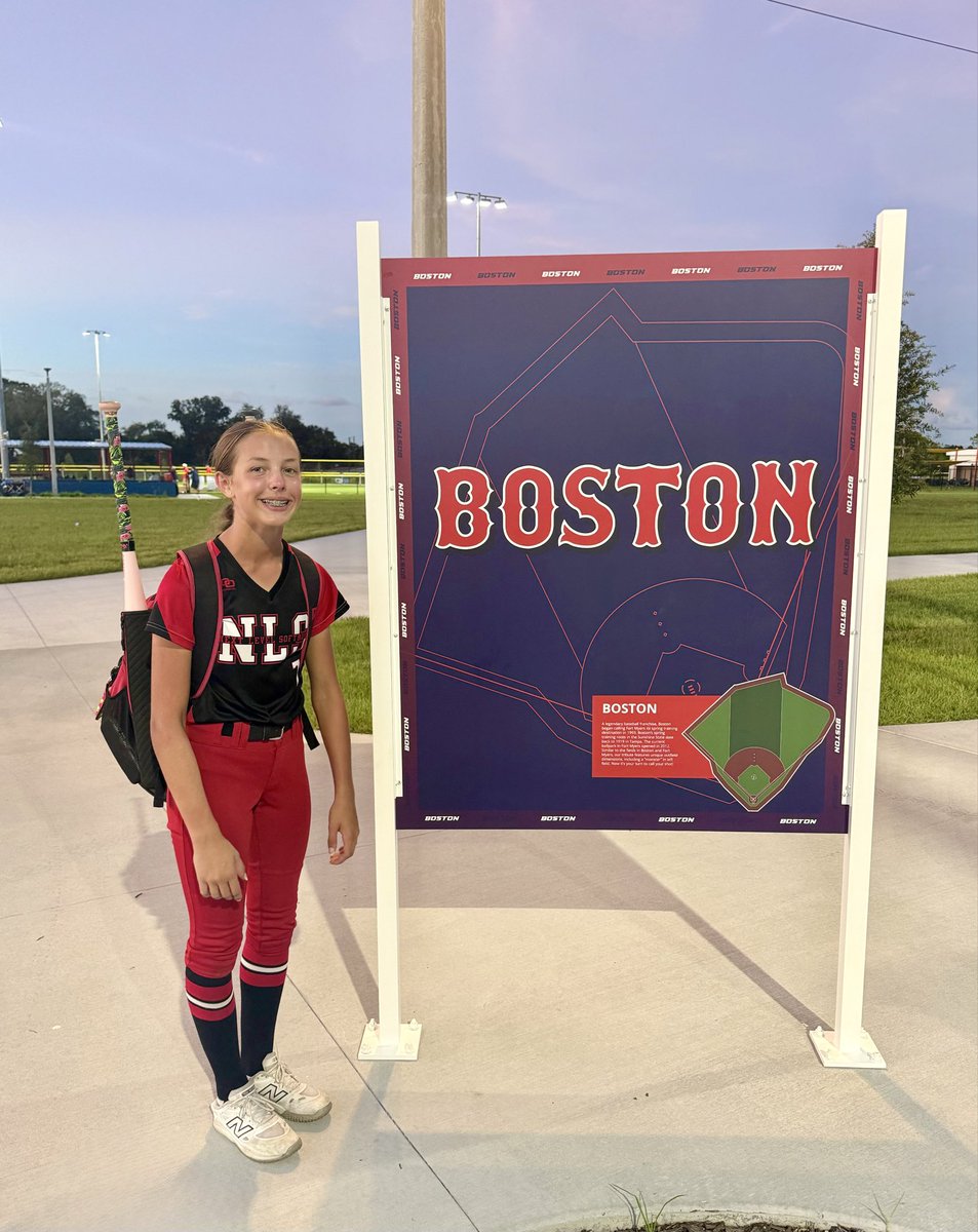 BellaPapka_2031's tweet photo. Great Day 1 at the @USSSA Sprowls Drip 7GG tourney! Our team did awesome going 4-0 for our 1st full tourney day for fall season! 

🌟I hit my 1st ITP home run during our 4th game + making a double play in CF!🌟

I’m so excited to keep putting in the work and being the best player I can be! Back at it tomorrow morning!