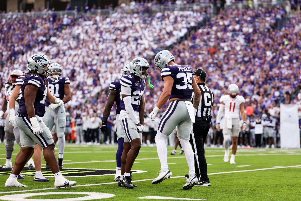 KStateFB's tweet photo. 🔥🔥🔥 https://t.co/eOWT1vs5OH