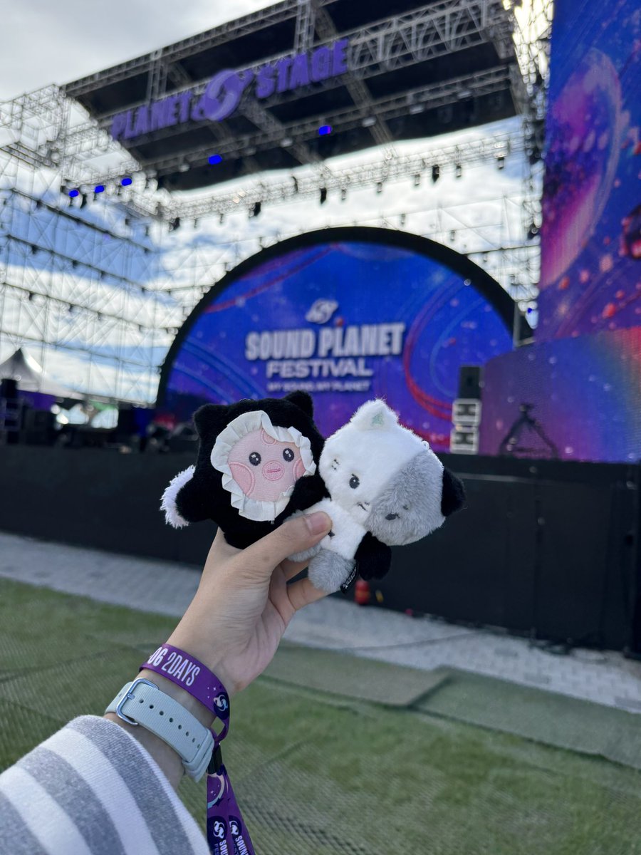 onsu_ong's tweet photo. 20260906 sound planet festival
🤟🤟🤟 https://t.co/shshIXSD5W