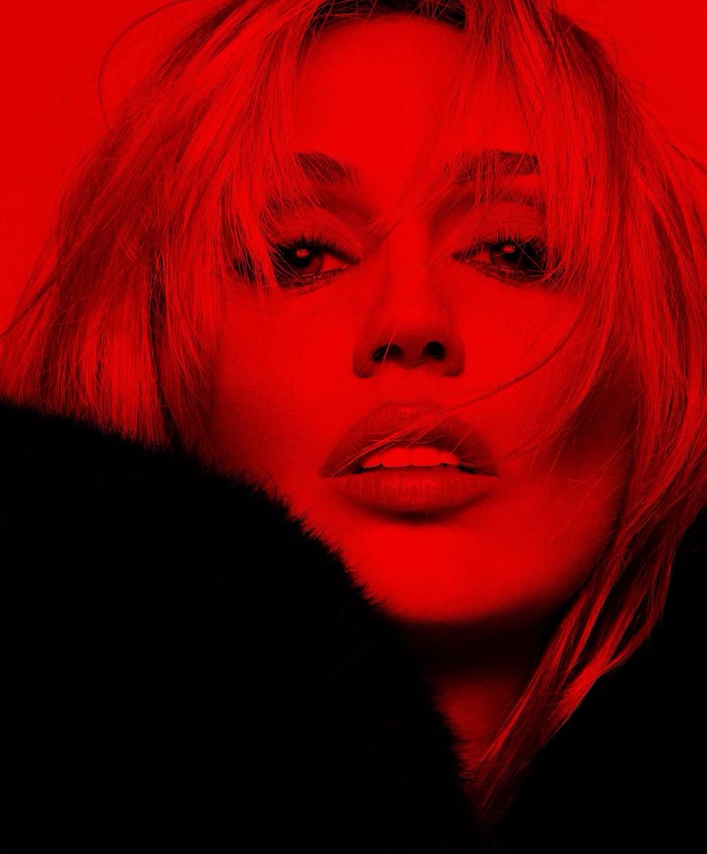 mcyrusart's tweet photo. can we talk about Miley's beauty, especially in this era? SO gorgeous https://t.co/IY2Ebn1kur