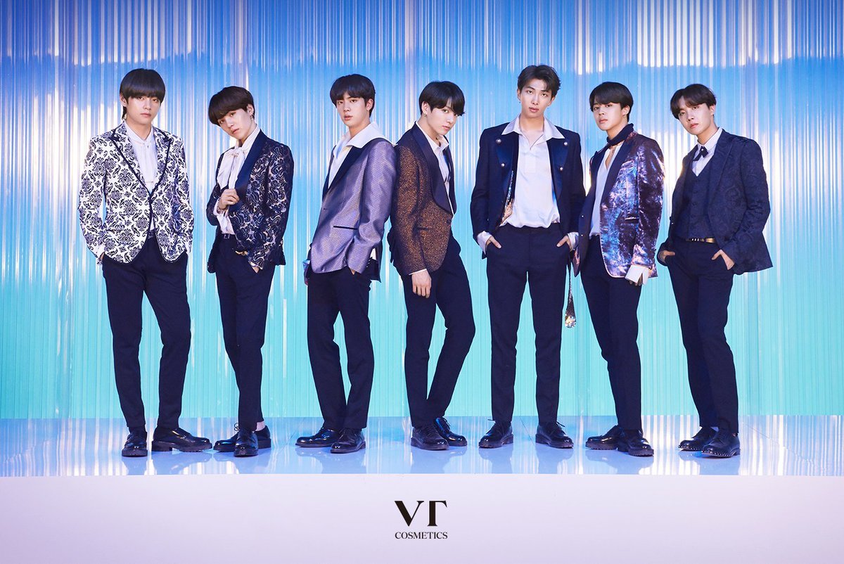 alexapolezhaeva's tweet photo. #V #TAEHYUNG
#KimTaehyung #THV
"With #VTXBTS
Your brightest moment✨
“TIME TO SHINE”
👉🏻https://t.co/9oGckUek6g
#브이티 #브이티코스메틱 #VT코스메틱 #방탄소년단 #뷔 #정국 #VT #VTCOSMETICS #VTful #BTS #VTXBTS #Kbeauty"
2018.09.06 https://t.co/XYFxz8jDMc