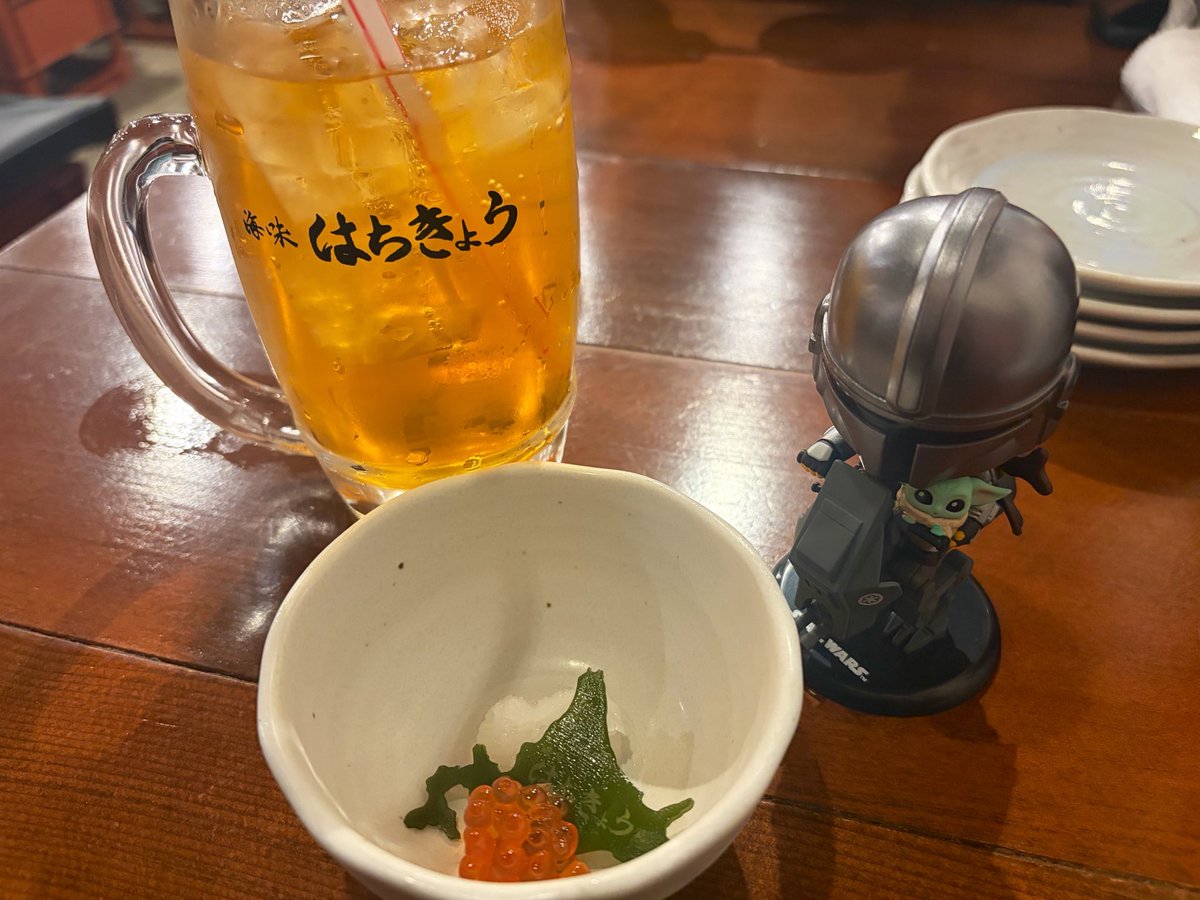 LovesUno's tweet photo. リボンナポリンってなんなんだよー！！！て店員さん(外国人)に聞いたらわからんっていわれて、炭酸？て聞いたら炭酸じゃないって言うたのに普通に炭酸でした
なんかよくわからん味やった https://t.co/2Moxu998bF
